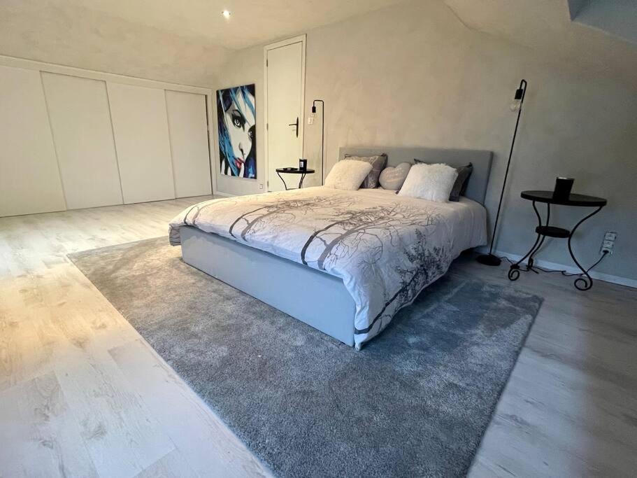Charmante Maison De Vacances Vaux-sur-Sure Exterior photo